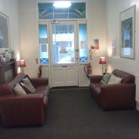 OYO Beersbridge Lodge Glasgow Eksteriør billede