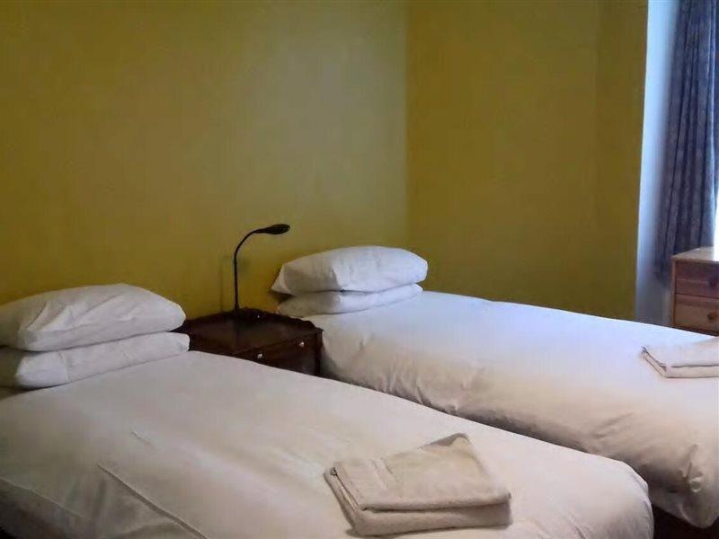 OYO Beersbridge Lodge Glasgow Eksteriør billede