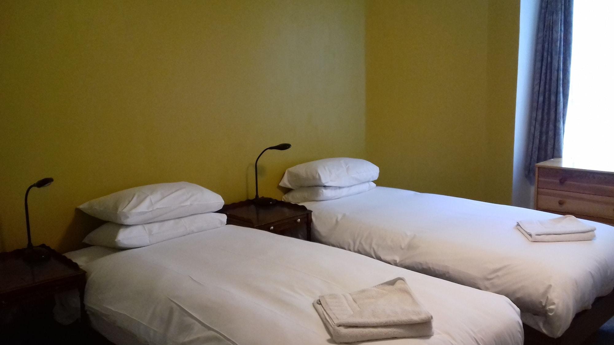 OYO Beersbridge Lodge Glasgow Eksteriør billede